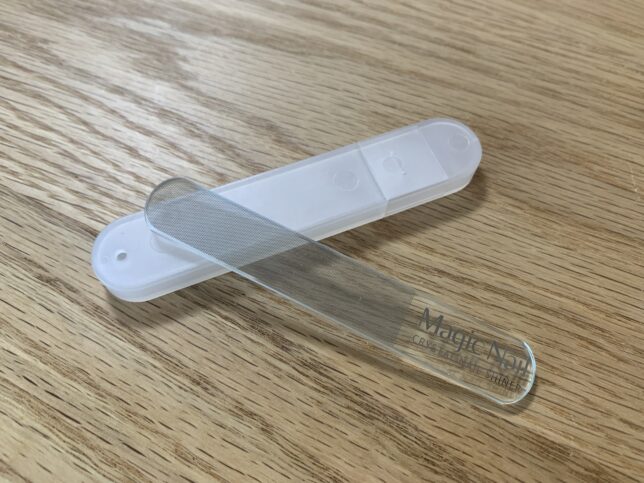 ガラス製の爪磨き